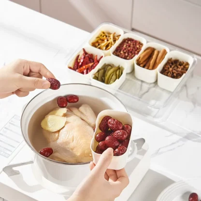 portable snack box